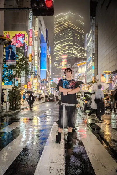 Solo Portrait photoshoot in Tokyo by Phil S