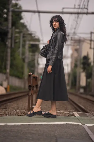 Solo Portrait photoshoot in Tokyo by Akio K
