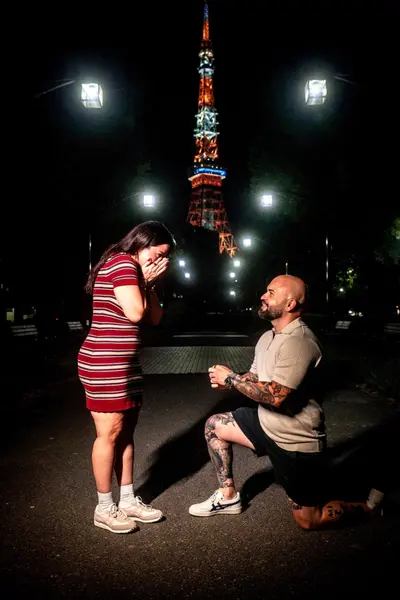 Proposal photoshoot in Tokyo by Soh