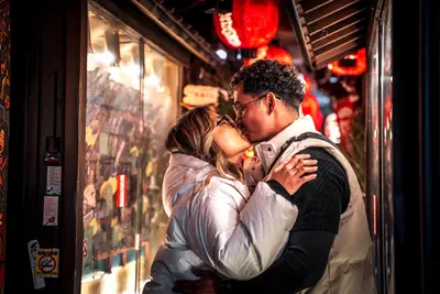 Couples photoshoot in Osaka by Soh
