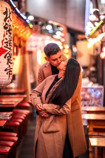 Couples photoshoot in Tokyo by Soh