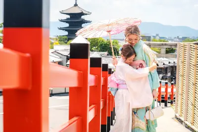 Family photoshoot in Kyoto by Soh