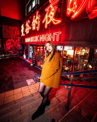 Solo Portrait photoshoot in Tokyo by Soh