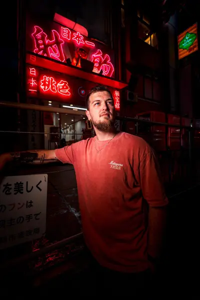 Solo Portrait photoshoot in Osaka by Soh