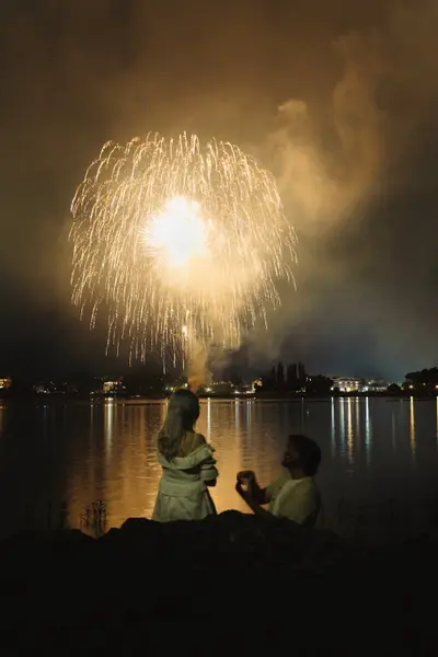 Proposal photoshoot on Lake Kawaguchi by Shiina A