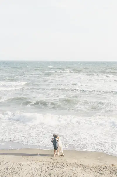 Honeymoon photoshoot in Kamakura by Shiina A