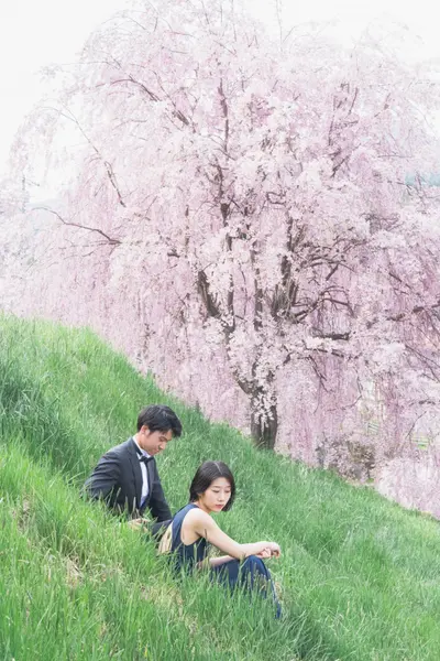 Engagement photoshoot on Lake Kawaguchi by Shiina A
