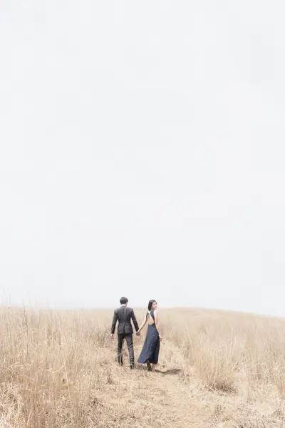 Engagement photoshoot on Lake Kawaguchi by Shiina A