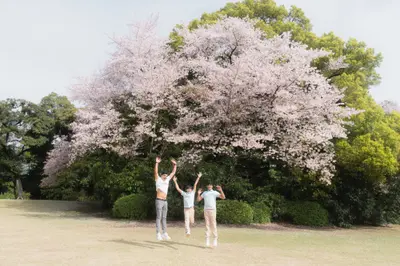Family photoshoot in Tokyo by Shiina A