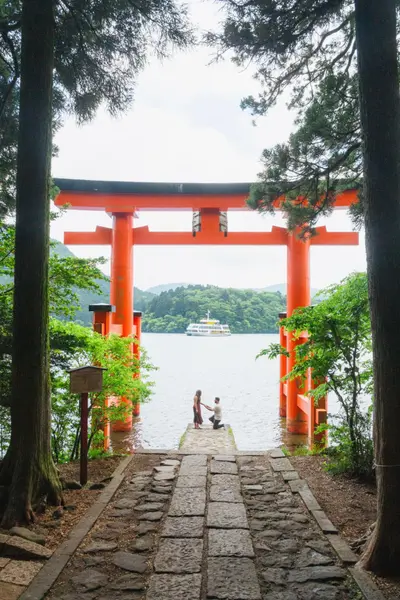 Proposal photoshoot in Hakone by Shiina A