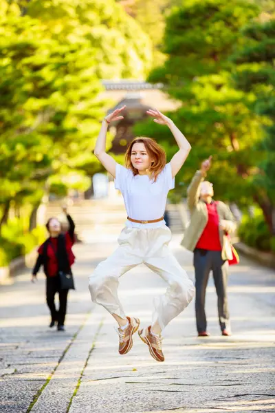 Content Creator photoshoot in Kyoto by Bernard L