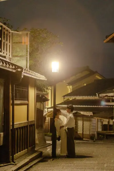 Couples photoshoot in Kyoto by Bernard L