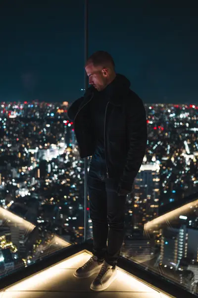 Solo Portrait photoshoot in Tokyo by Marvin T