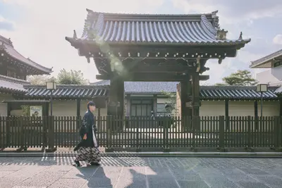 Solo Portrait photoshoot in Kyoto by Sanbao Z