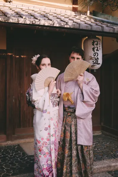 Anniversary photoshoot in Kyoto by Sanbao Z
