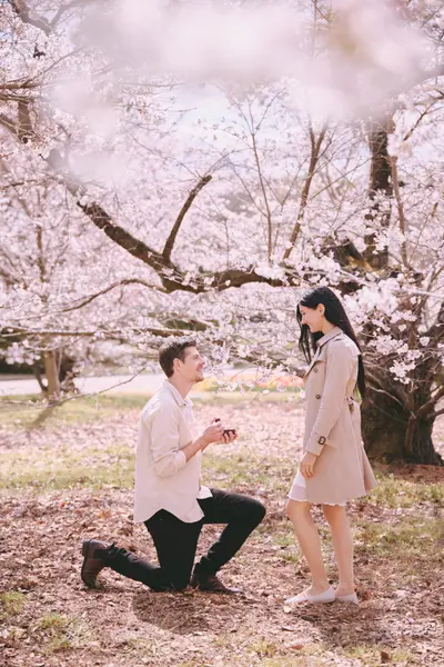 Proposal photoshoot in Kyoto by Sanbao Z