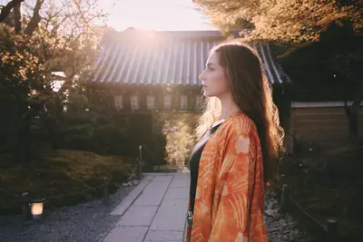 Solo Portrait photoshoot in Kyoto by Sanbao Z