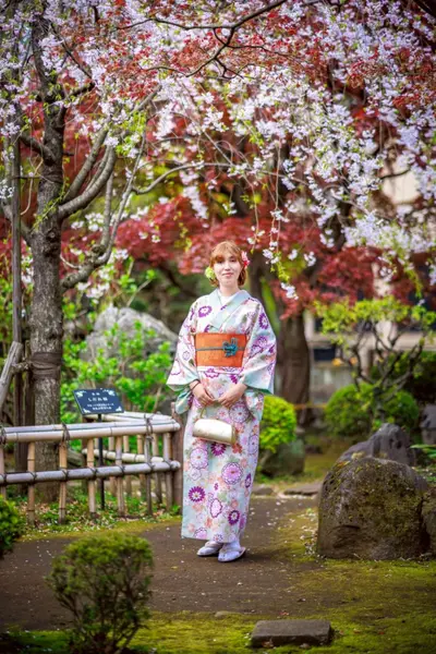 Solo Portrait photoshoot in Tokyo by Hadi H
