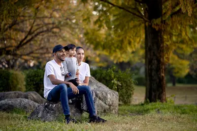 Family photoshoot in Tokyo by Hadi H