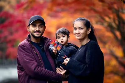 Family photoshoot in Tokyo by Hadi H
